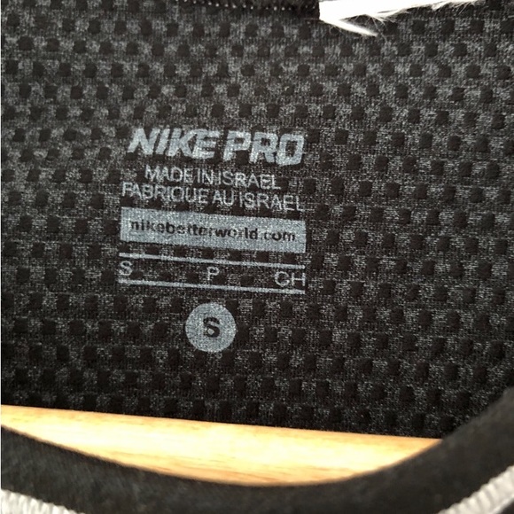 Nike top S - Picture 4 of 4